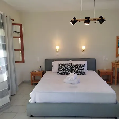 Dafnes Guest house Skopelos Town