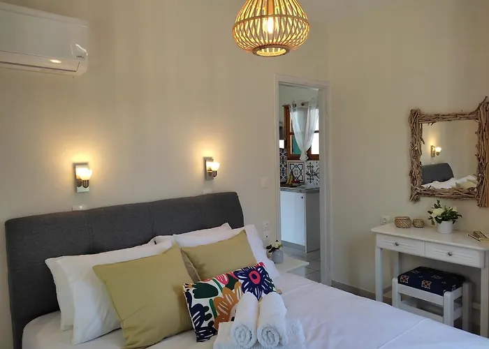 Guest house Dafnes 3*