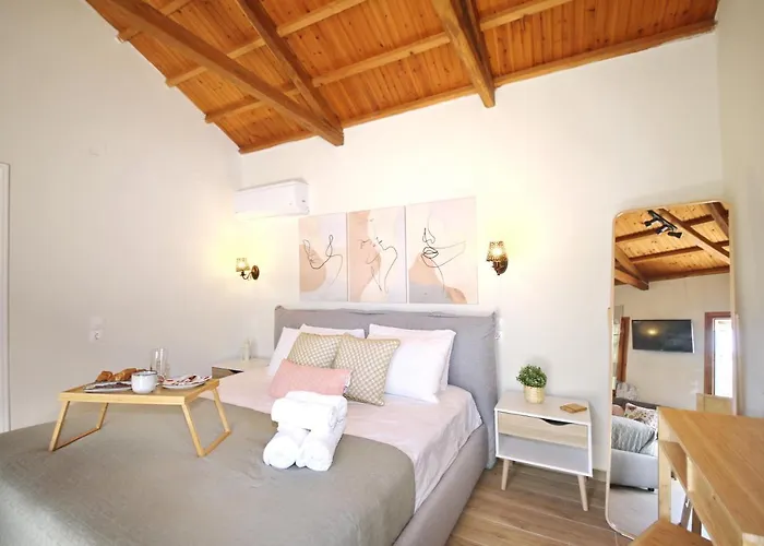 Guest house Dafnes Skopelos Town