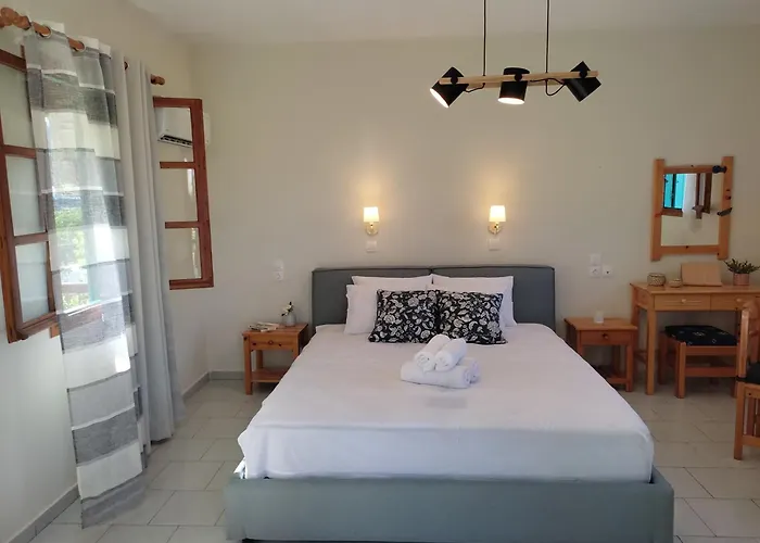 Dafnes Guest house Skopelos Town